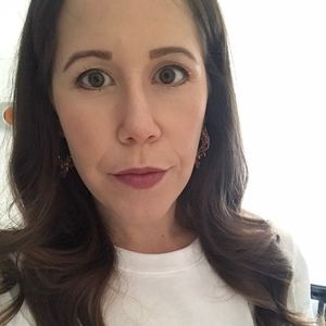 Meet your Posher, Leslie